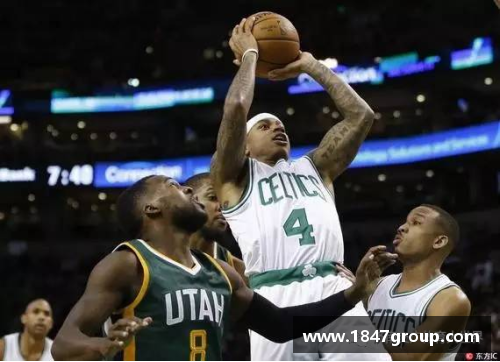 三分彩NBA季后赛焦点：爵士与火箭的激烈对决 - 副本